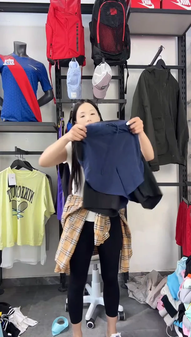 792编码 瑕疵款直播间过款为准 尺码·L