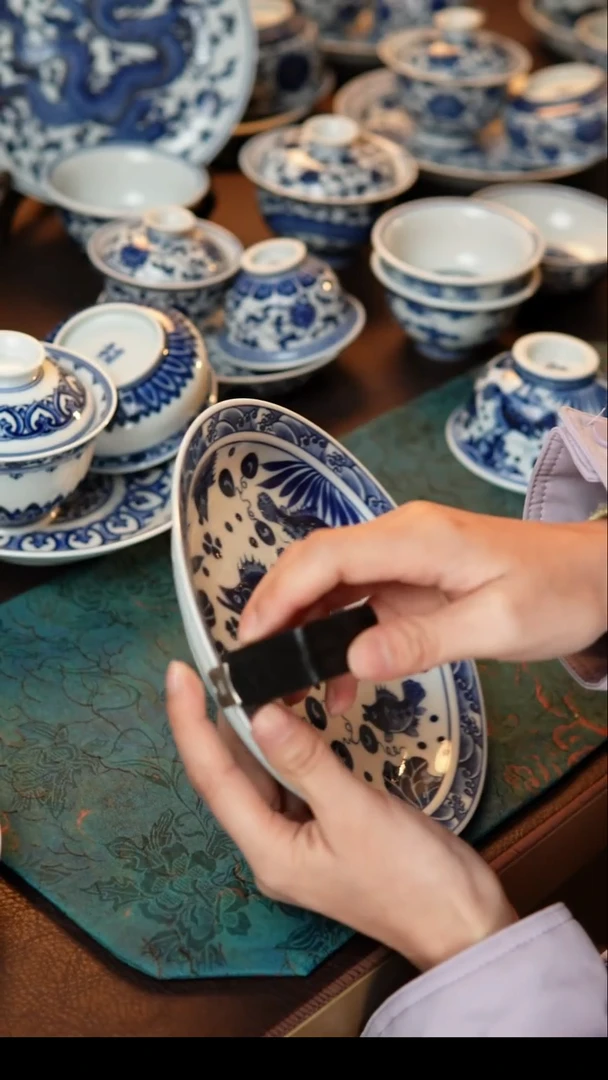 其他陶瓷满鳜鱼藻壶承