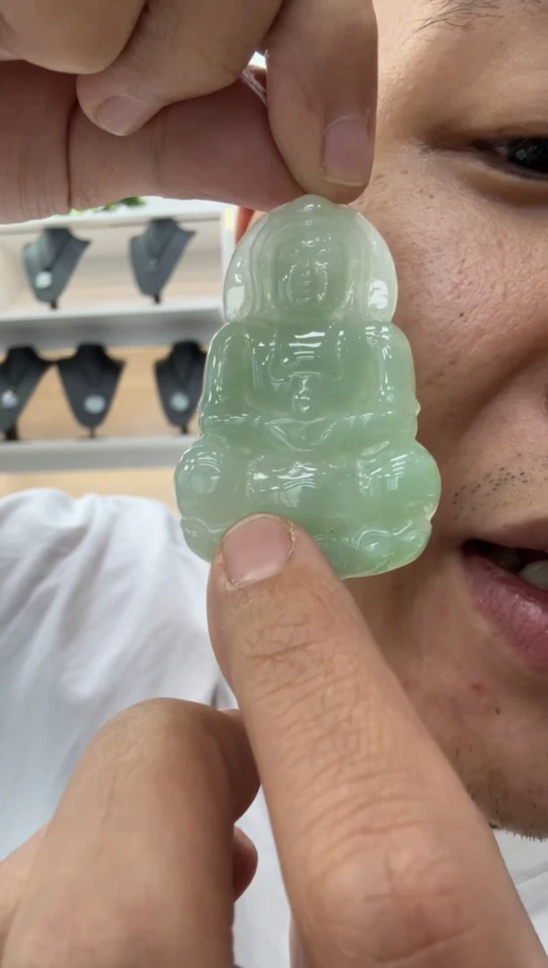 颈饰未镶嵌翡翠天然翡翠A货孤品一件