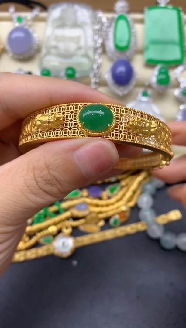 翡翠手镯18K金镶嵌299-中国好珍宝