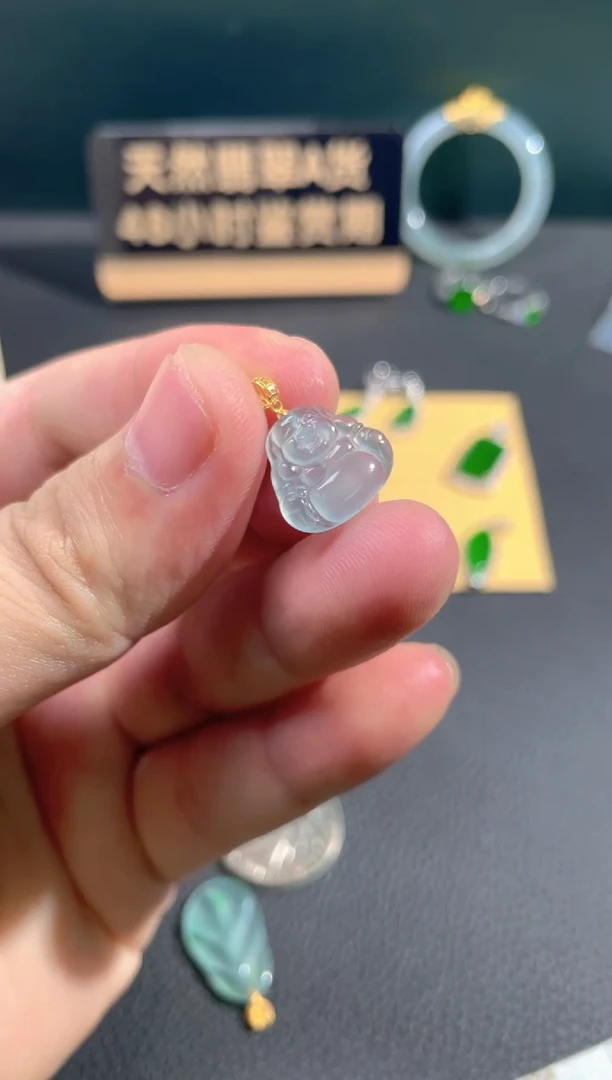 【闪购商品】翡翠颈饰18K金镶嵌翡翠