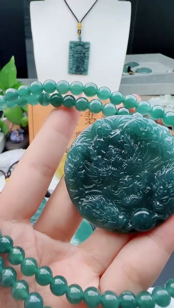 【闪购商品】翡翠颈饰未镶嵌多样性随机一件发货