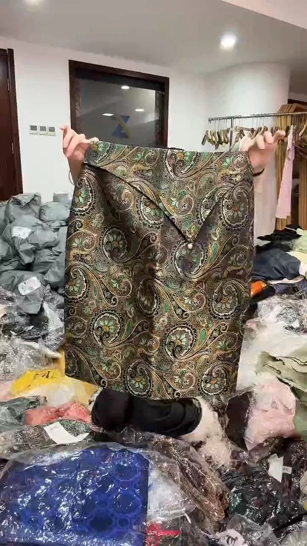 M码      110斤  半裙