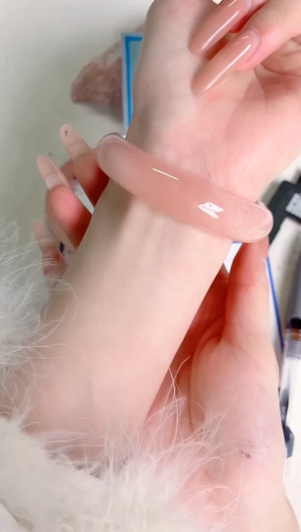 未镶嵌手镯石英质玉桃花56-圈口55.8