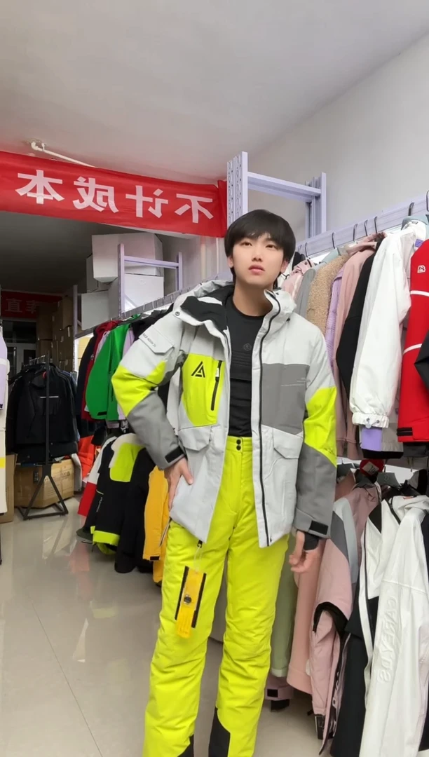 聚酯纤维15141 2052 大货 s码 上衣