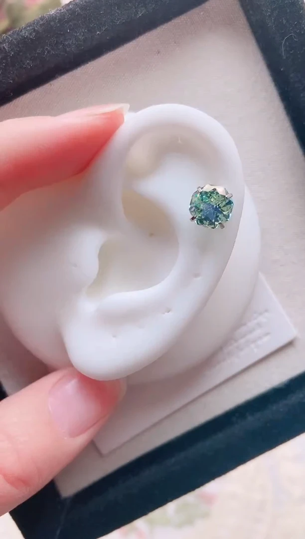 钛钢合金合成立方氧化锆8M八边手捧花|8268一只