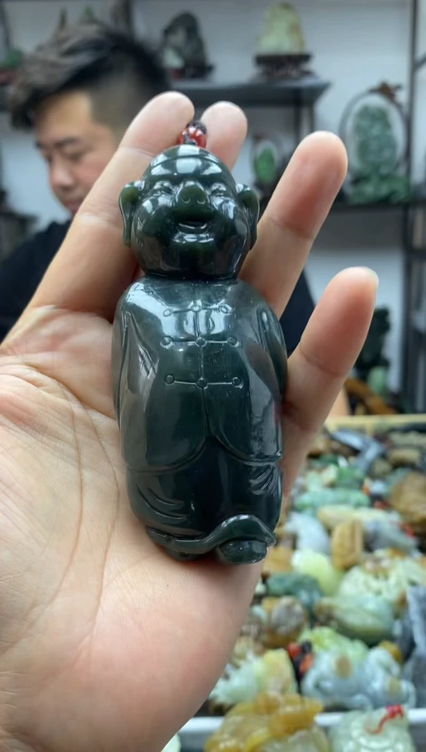 和田玉未镶嵌把件1