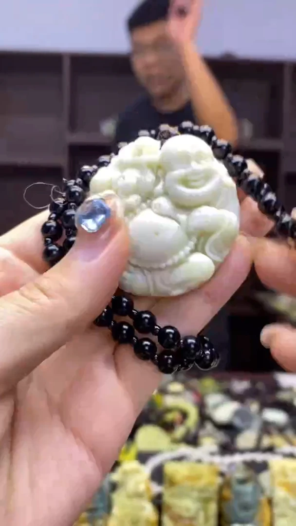 未镶嵌岫玉挂件