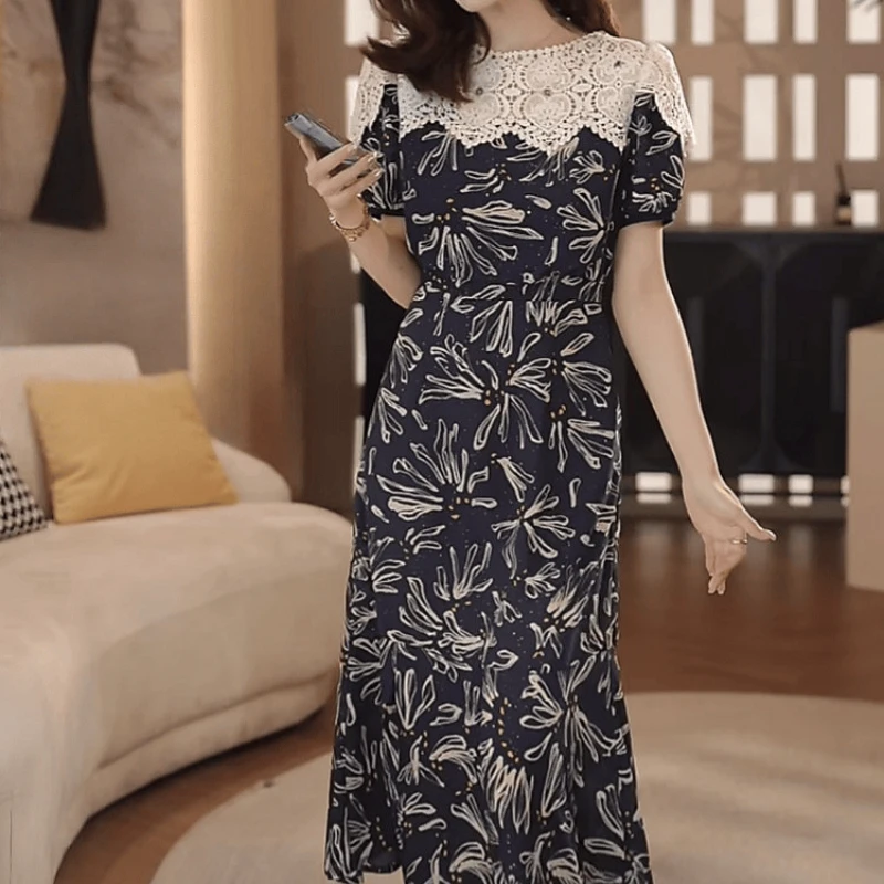 2025夏季新款时尚精致高端优雅法式立领蕾丝拼接花色中长款连衣裙