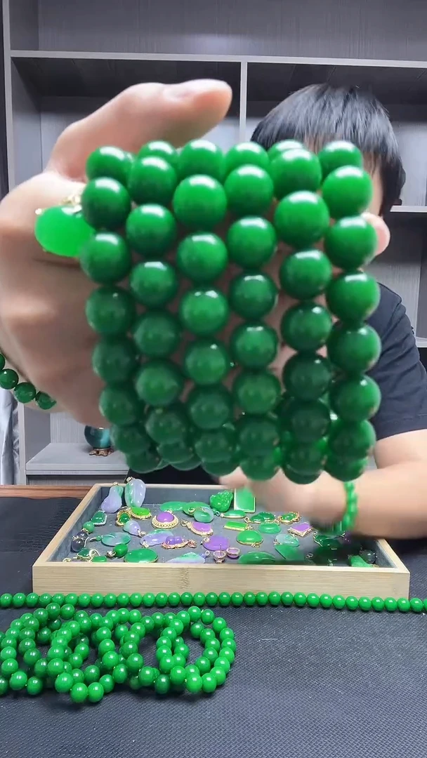 未镶嵌手链翡翠手链