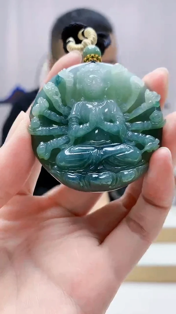 未镶嵌定制翡翠4898zm-毛货挂件12千手