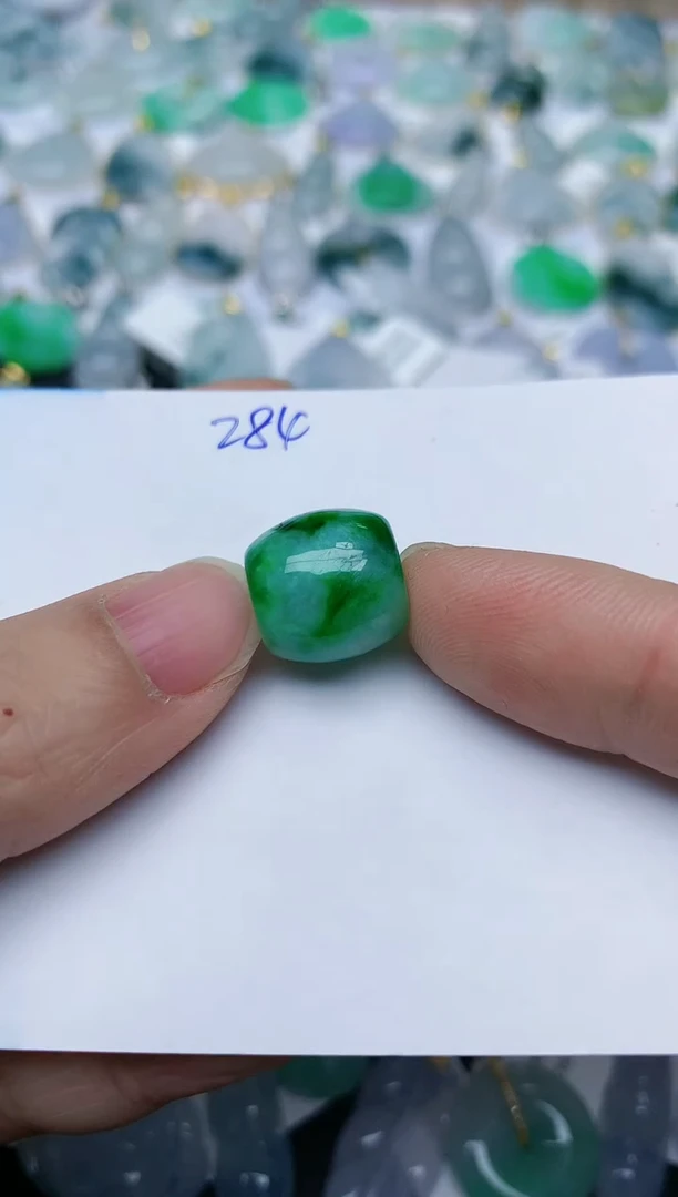 【闪购商品】翡翠颈饰未镶嵌天然翡翠A货    284