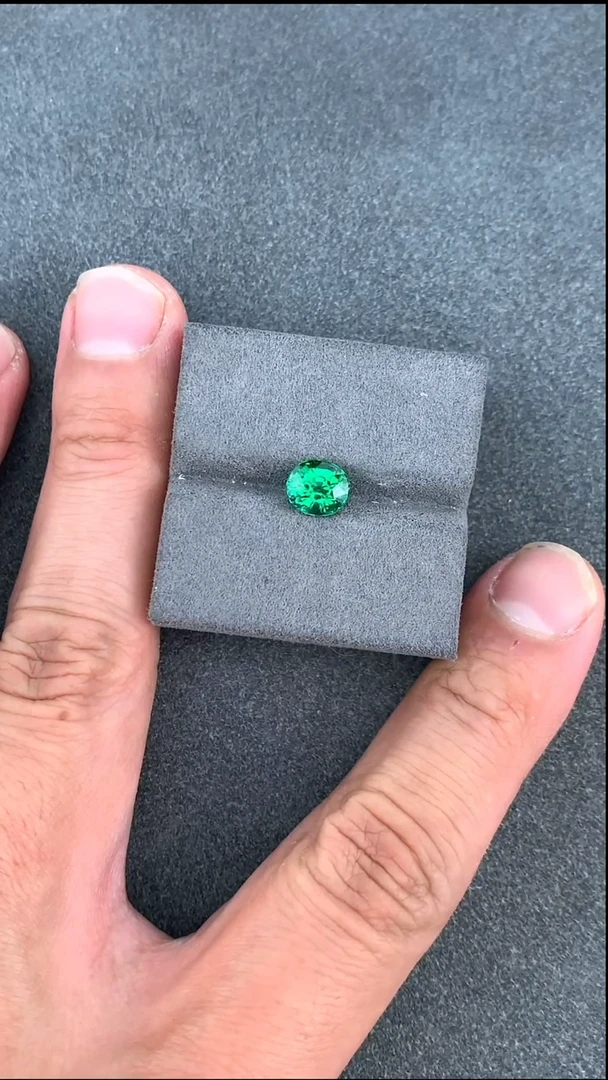 裸石未镶嵌碧玺1.72克拉