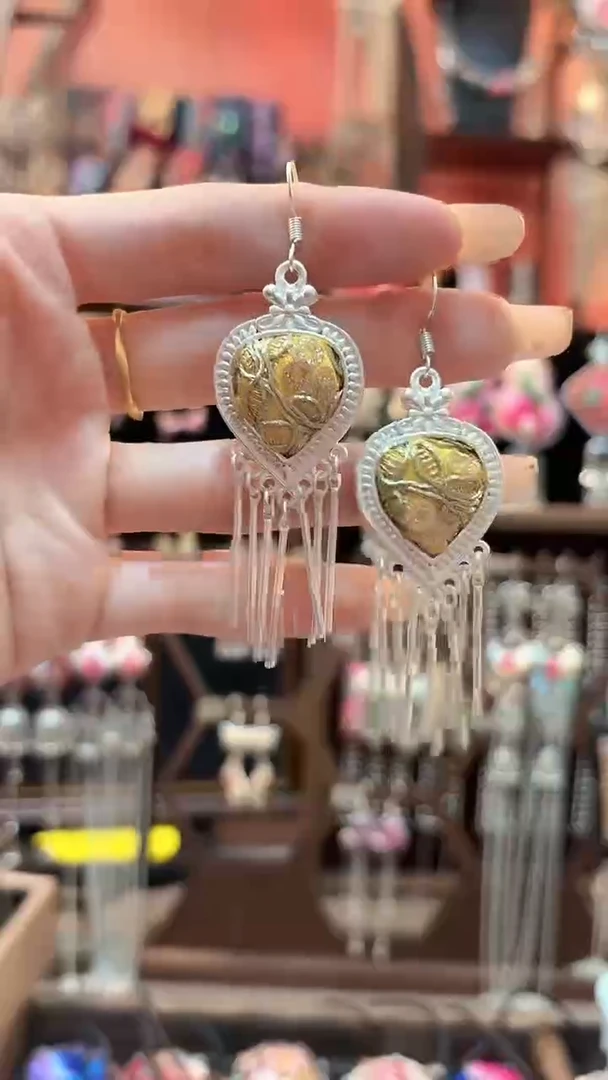 织绣 云织谣民族风精美饰品   337