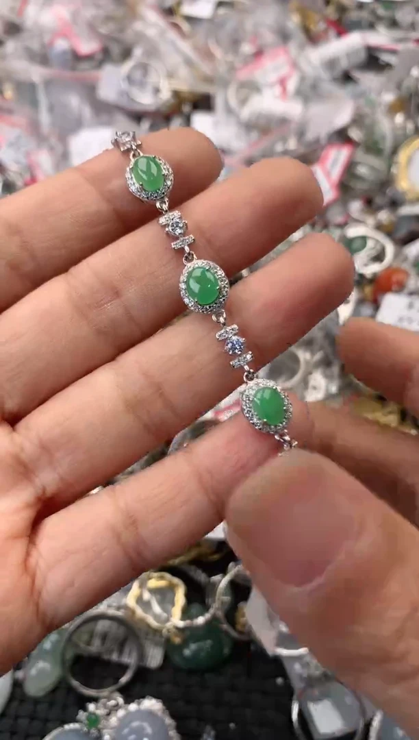 银S925镶嵌戒指翡翠777       9