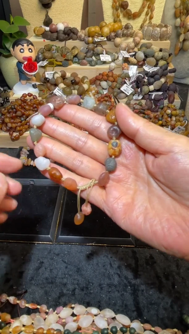 未镶嵌手链玛瑙/玉髓红彩葡萄干玛瑙手链