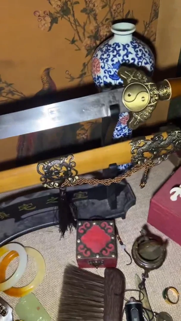 金属高端创意福利摆件