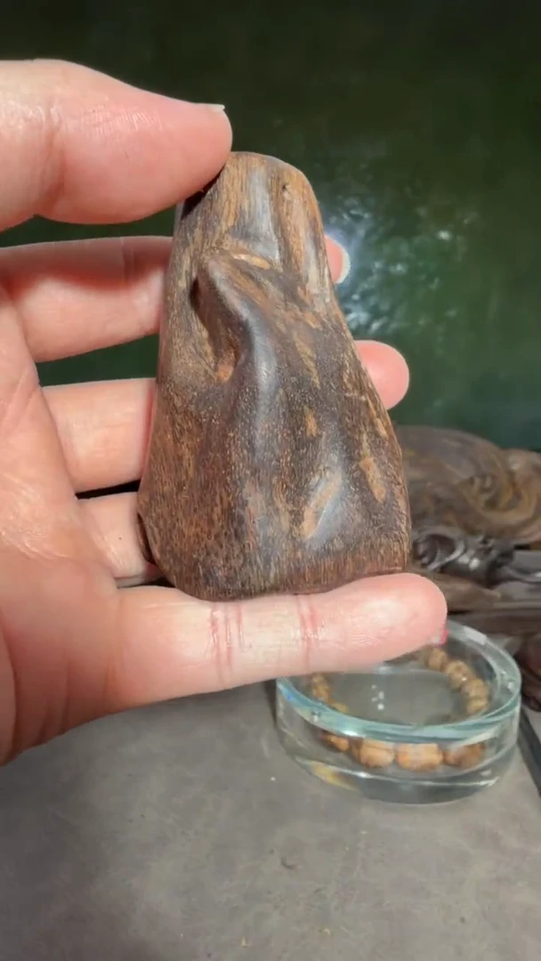 沉香吊坠多样性发一