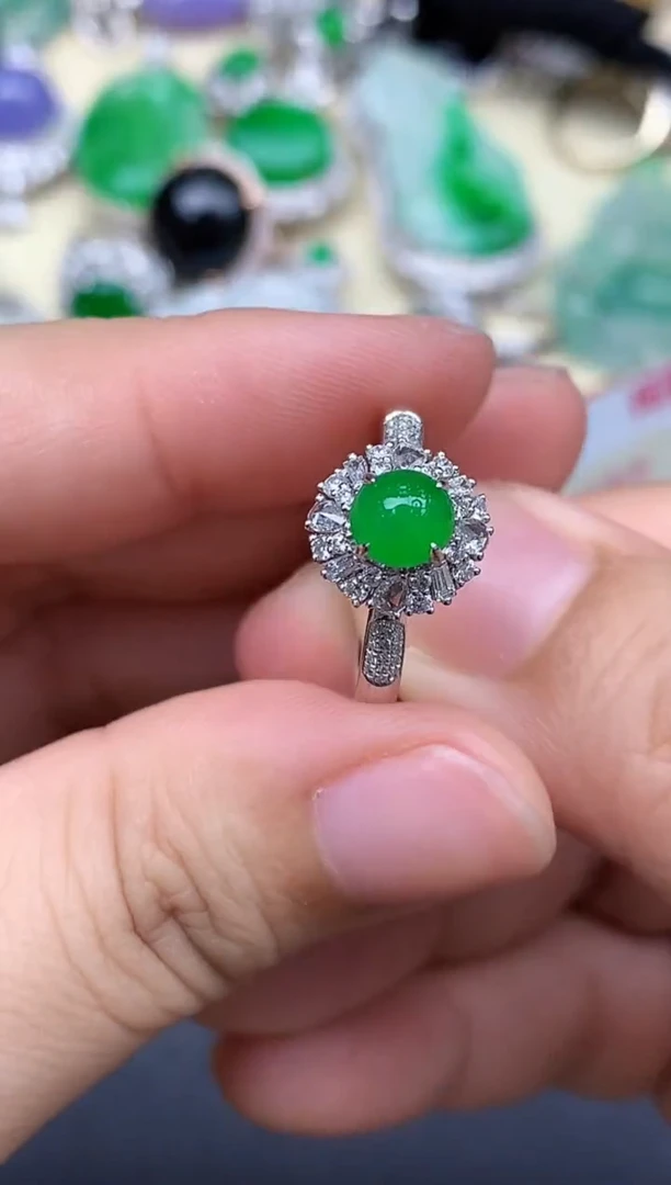 18K金镶嵌戒指翡翠495-中国好珍宝