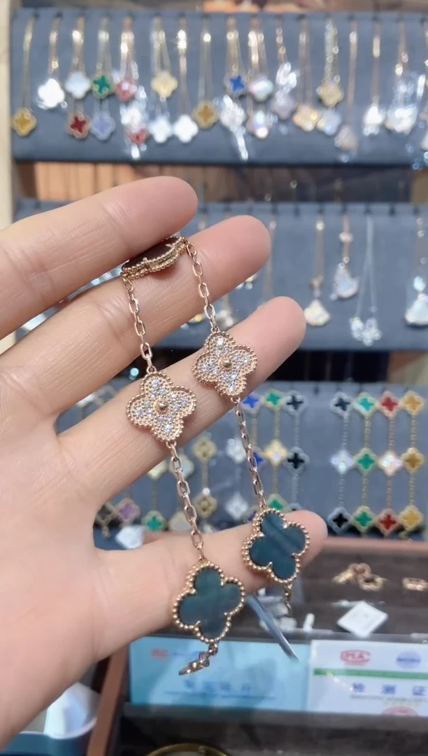 18K金镶嵌手链钻石钻石K玫