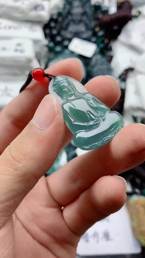 翡翠未镶嵌颈饰8888888888