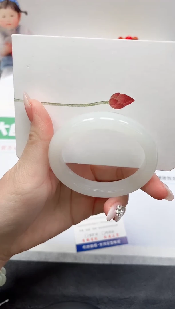 【闪购商品】石英质玉手镯未镶嵌-345-56