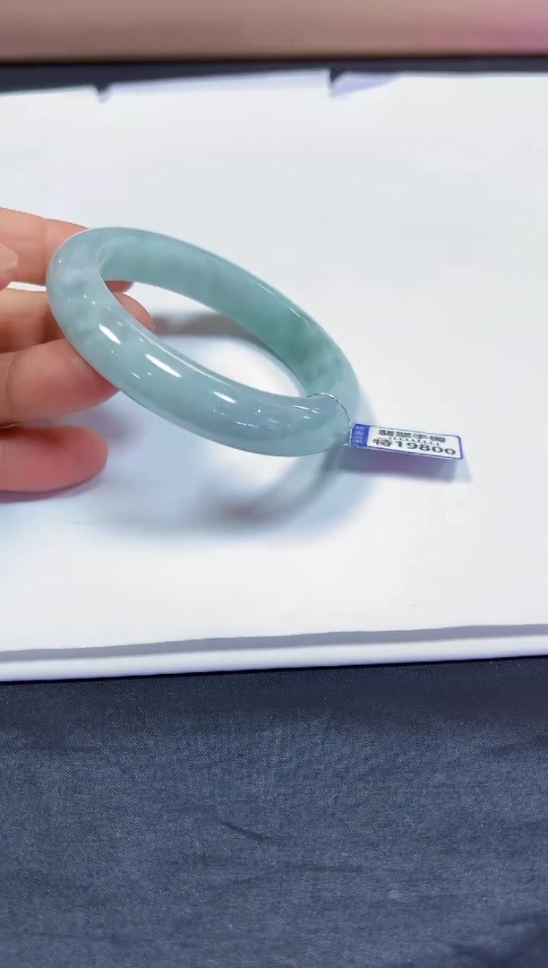 颈饰未镶嵌翡翠57手镯