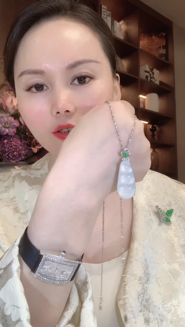 吊坠(不含链)18K金镶嵌翡翠A59