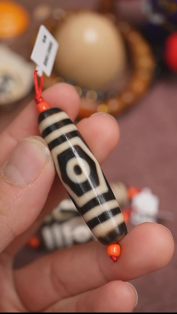 玛瑙/玉髓颈饰未镶嵌恩***王聚缘