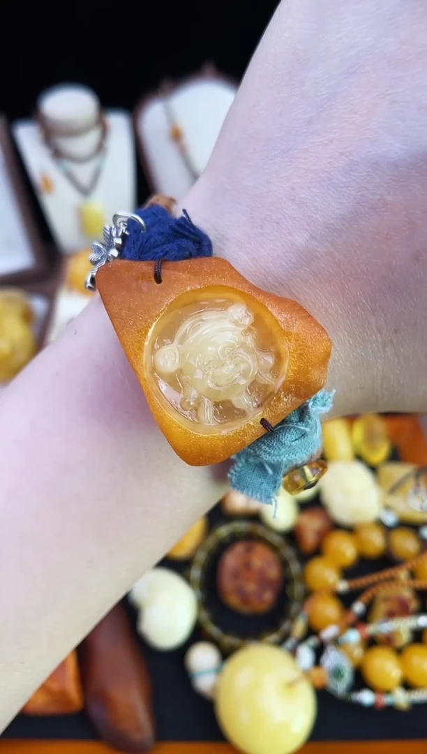 琥珀未镶嵌珠宝奇石柒月