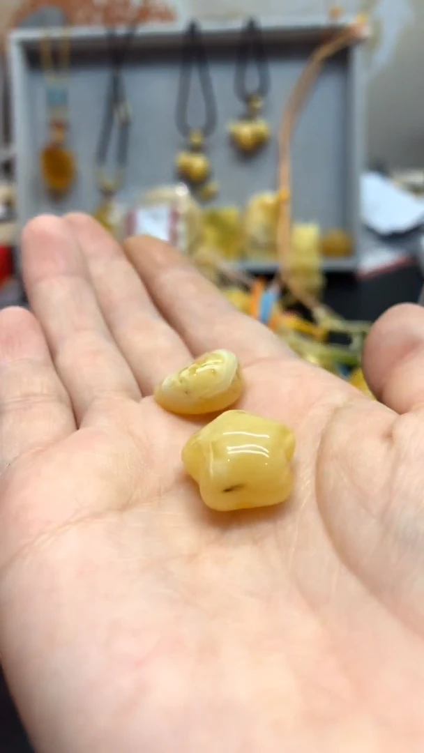 【闪购商品】琥珀珠宝奇石未镶嵌832一单