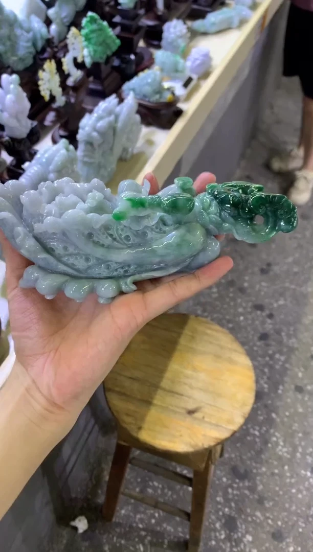 翡翠挂件未镶嵌用****3翡翠摆件