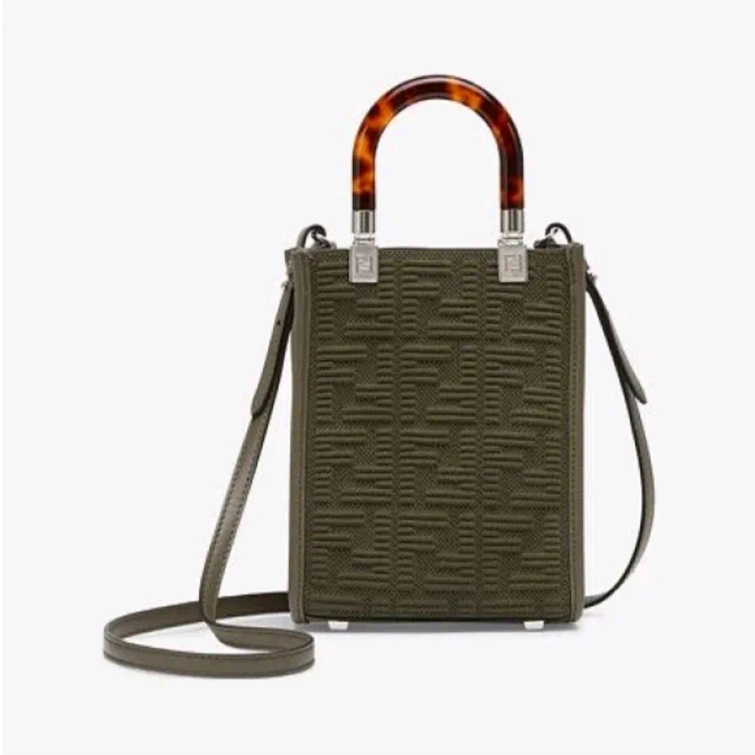 95新 FENDI/芬迪 芬迪复古卡戴联名老花小琴谱单肩女包13521365