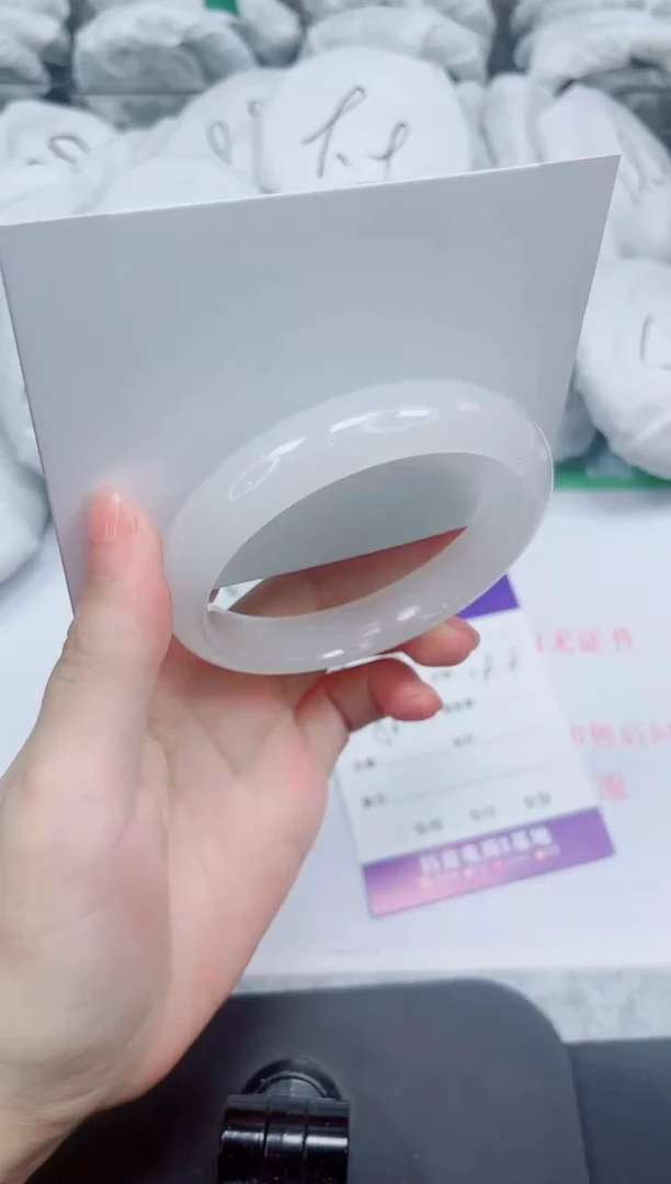 石英质玉手镯未镶嵌207-58