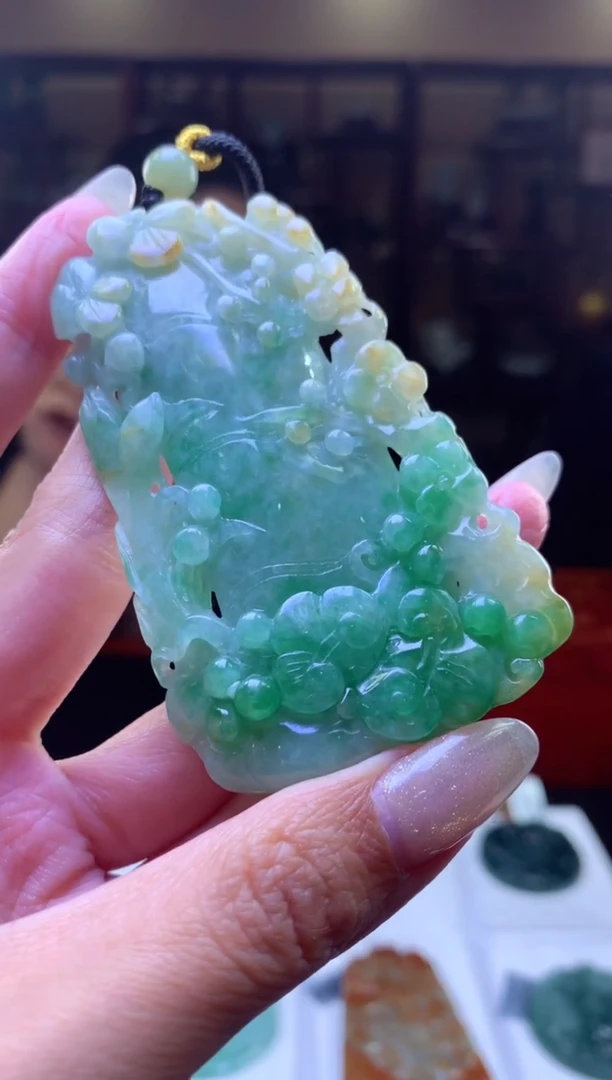 【闪购商品】定制翡翠未镶嵌挂件发货（拍一发一）