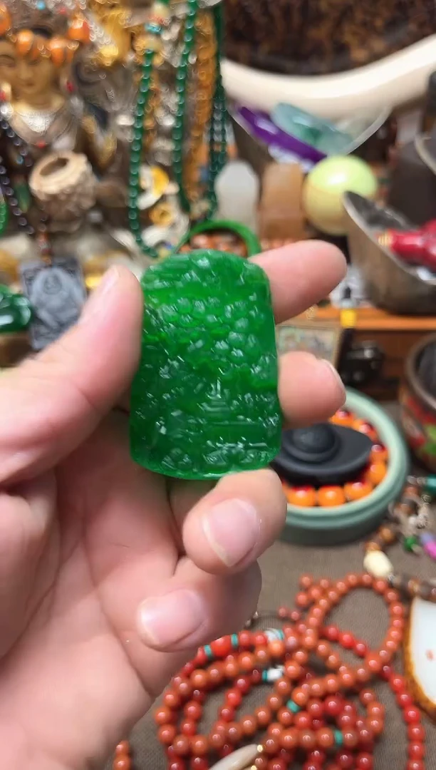 翡翠挂件未镶嵌 直播精品好物推荐