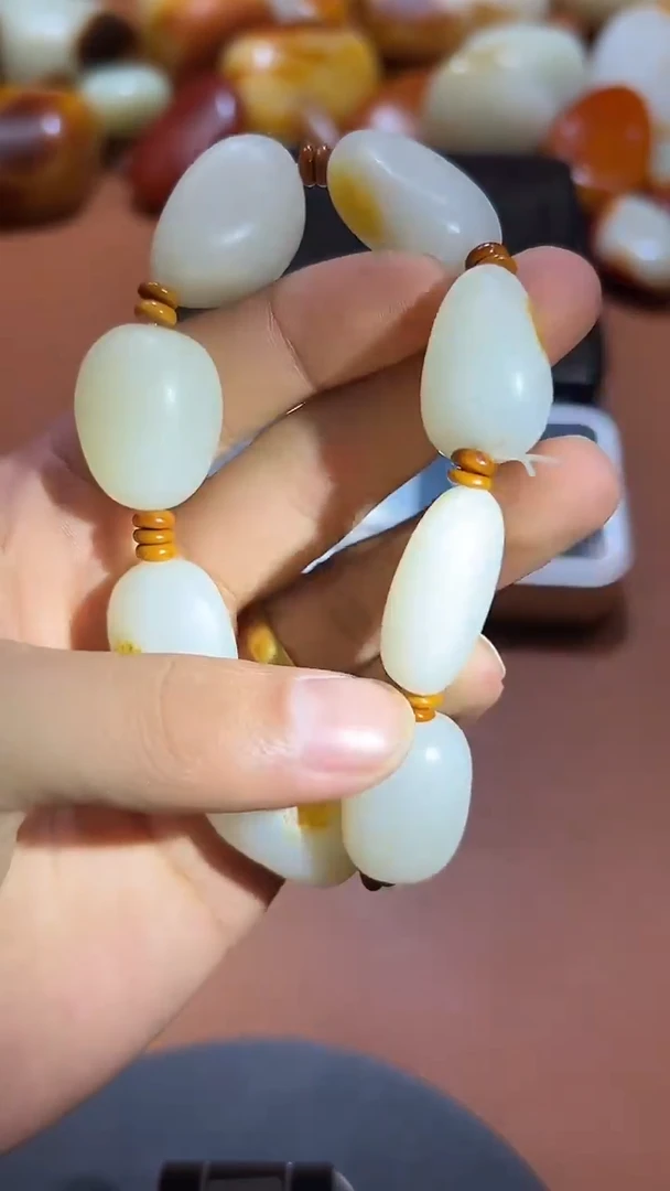 未镶嵌手链和田玉用****8和田玉