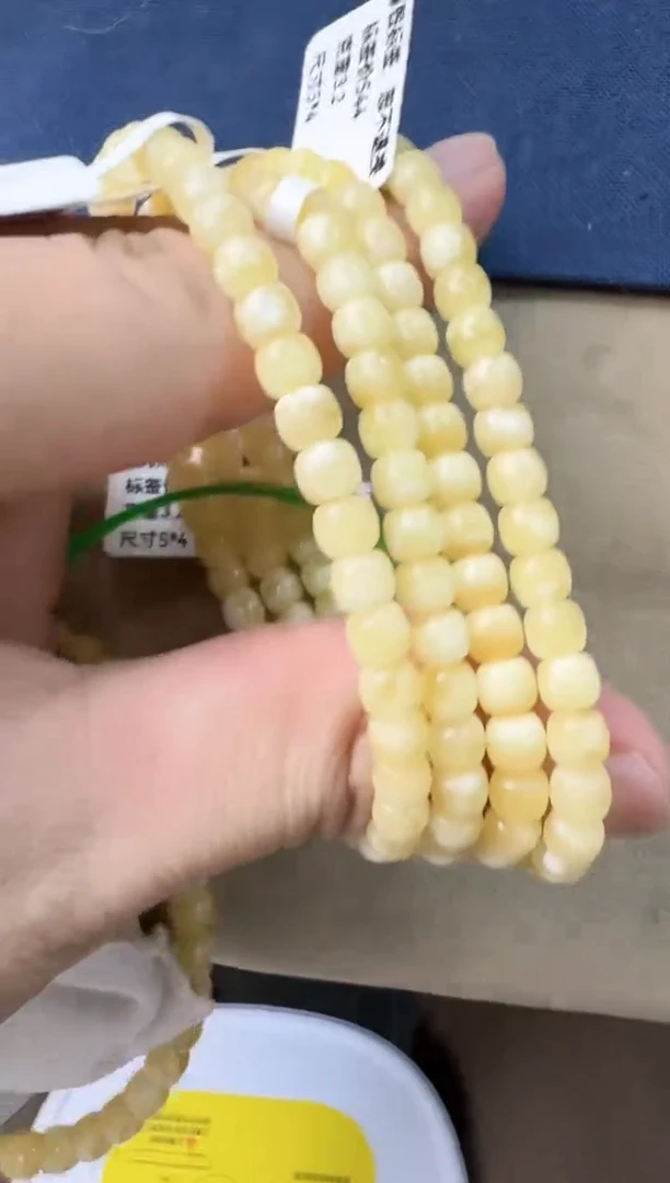 手串蜜蜡未镶嵌蜜蜡手串多样性发货发其一