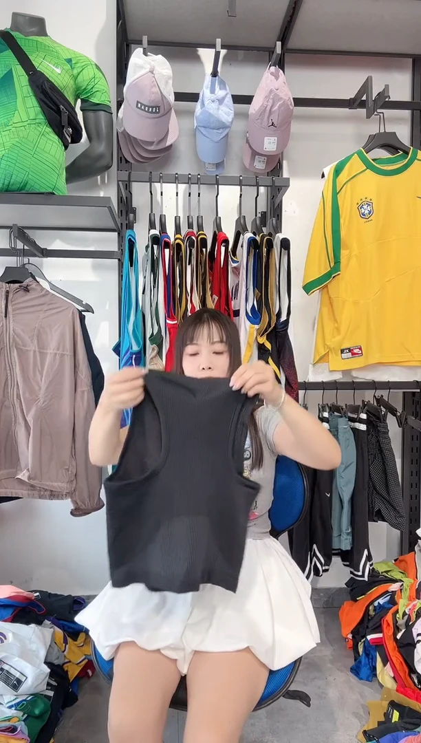 1264 编码 耐克卫衣服饰过款为准 尺码