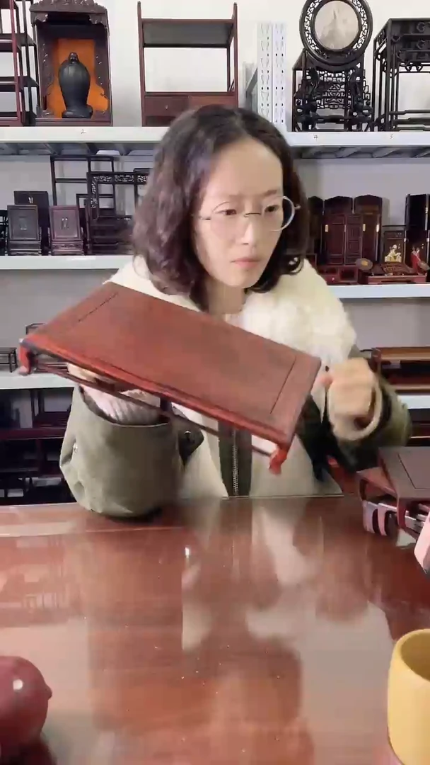 微凹黄檀（南美大红酸枝）长方底座24*16*4   100