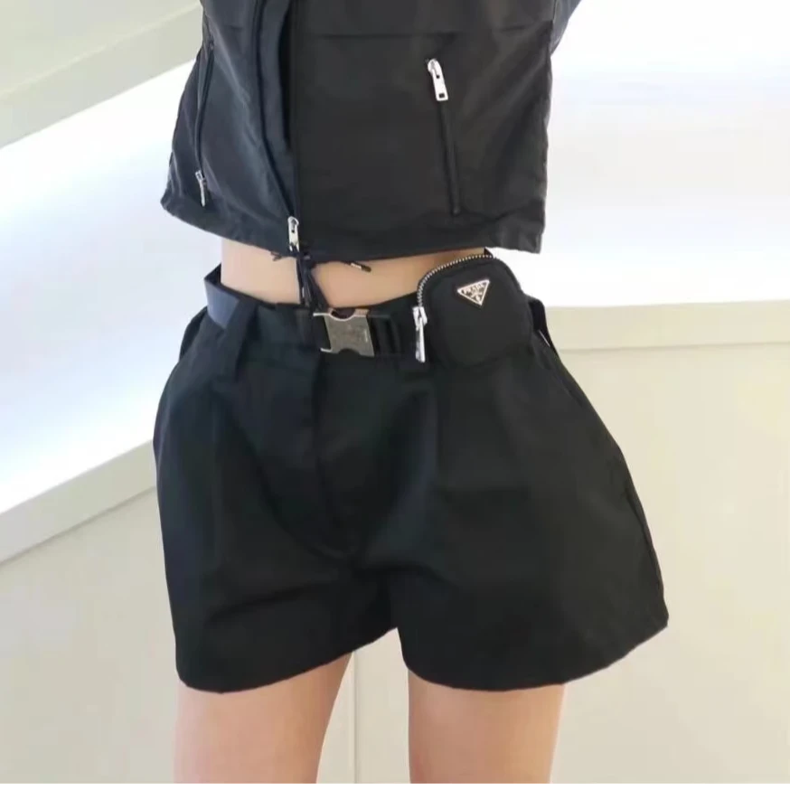 未使用 Prada/普拉达 尼龙裤子 黑色（有腰带）/38