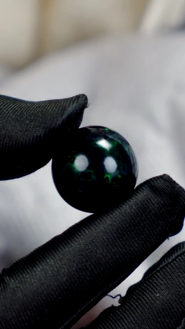 疯子大漆绿宝砂20mm