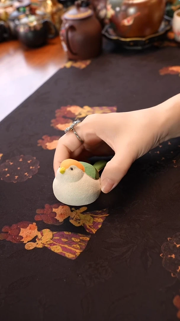 茶壶紫砂白段泥喜鹊