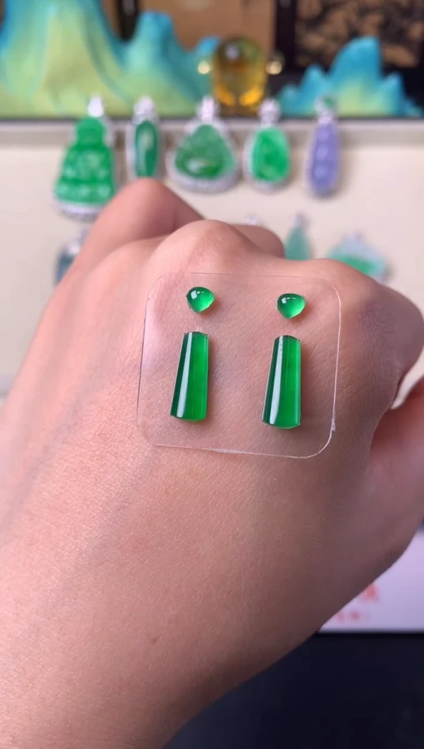 未镶嵌定制翡翠裸石（镶嵌定制）