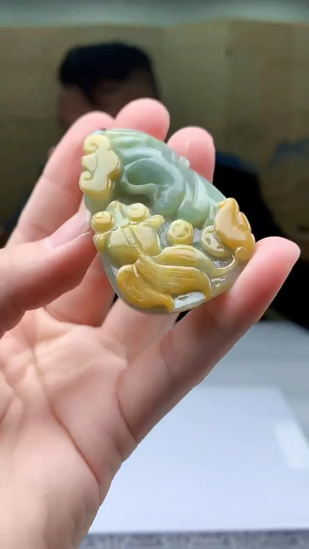 【闪购商品】定制翡翠未镶嵌4969bb-毛货挂件72