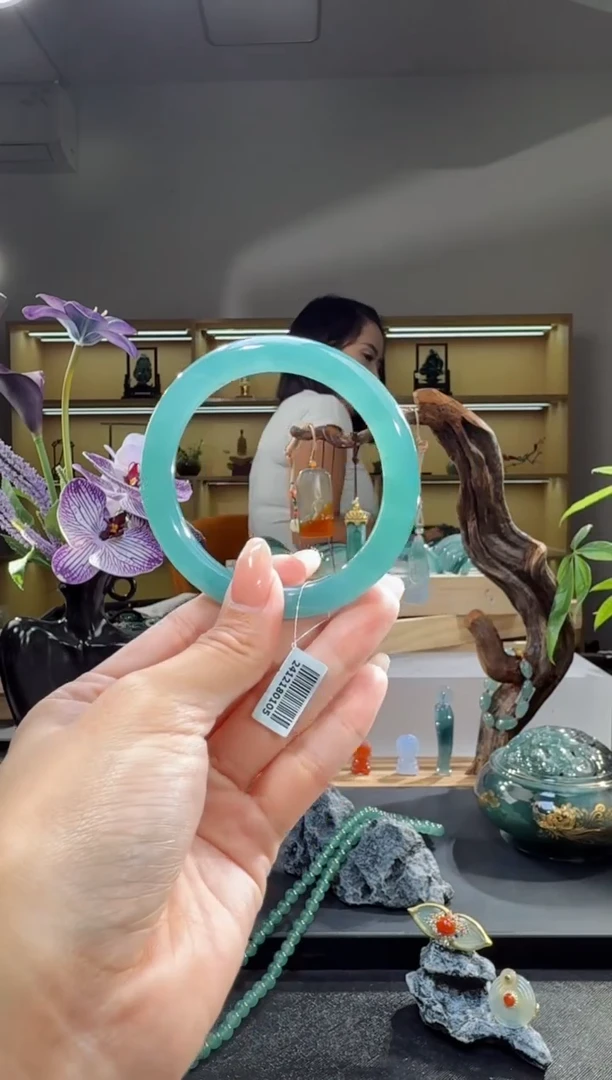 未镶嵌手镯翡翠55圈