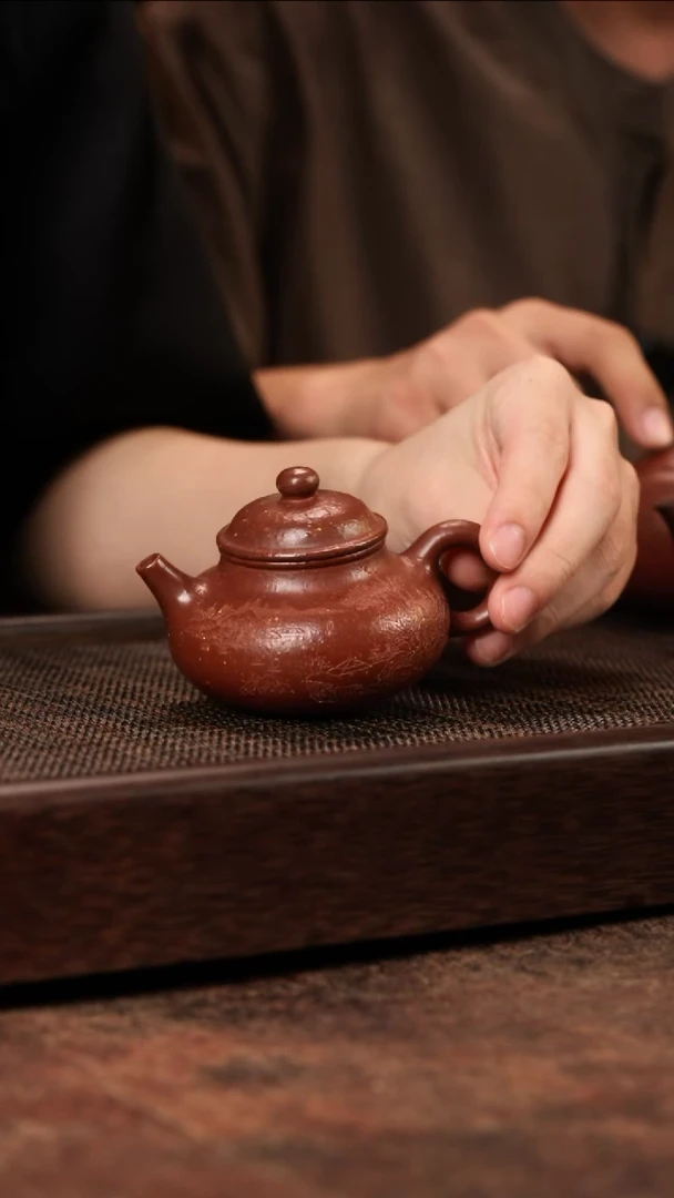 茶壶紫砂粗砂大红泥容天