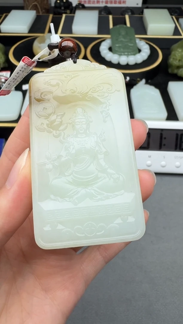 颈饰未镶嵌和田玉3