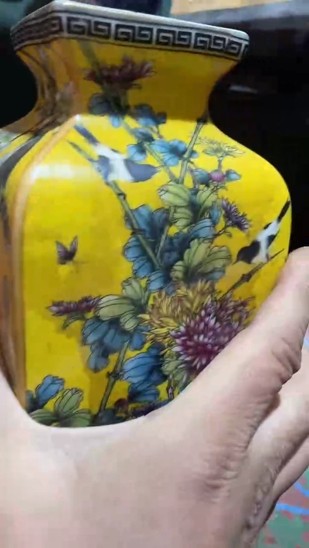 玉米福满专属链接  方喜鹊瓶