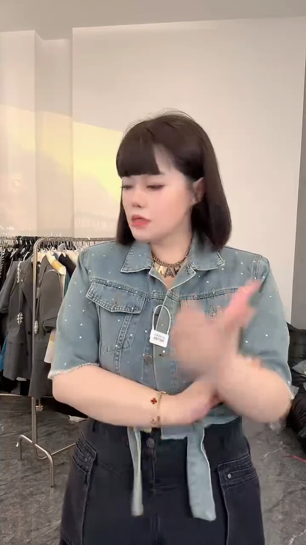 15 烫钻牛仔西服短版 80